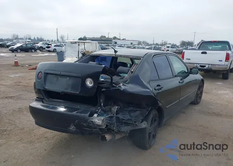 2002 Lexus Is 300 z USA, uszkodzony, nr VIN JTHBD192220053047